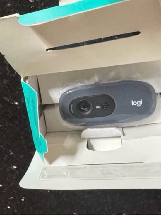 Logitech Other - Logitech C270 HD Webcam - Black and Gray